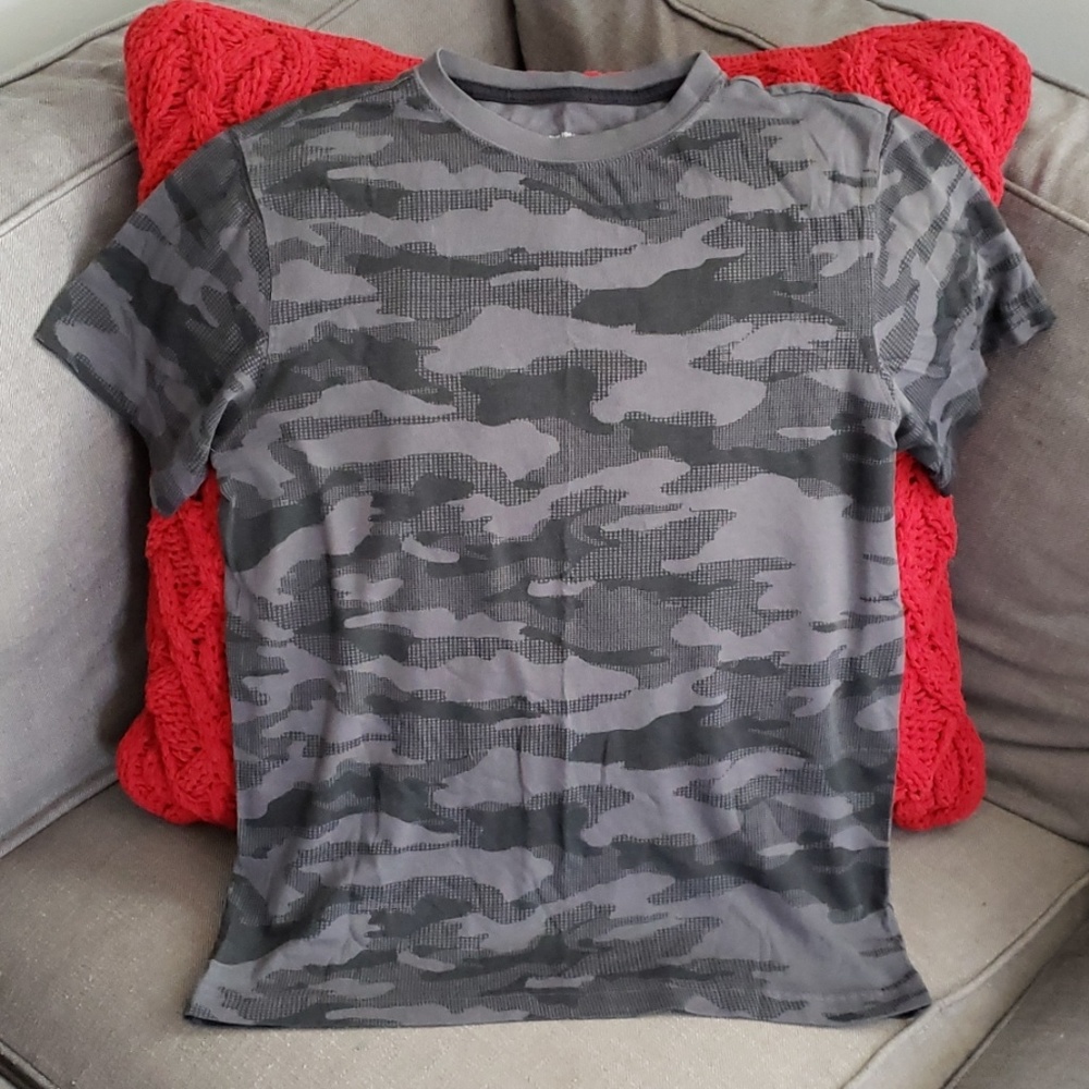 Old Navy Camo T-shirt